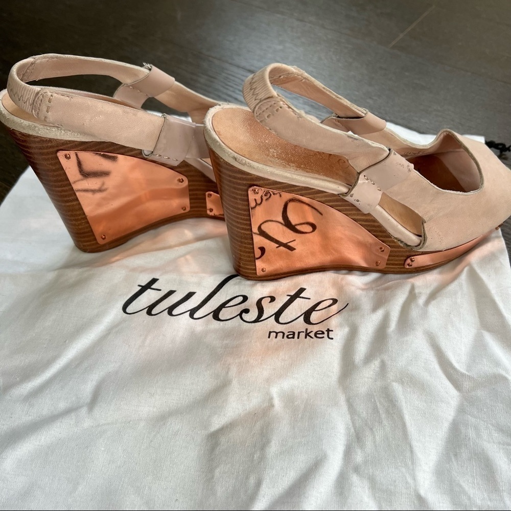 TULESTE MARKET Sparrow Dusty Rose Gold Wedges 6.5